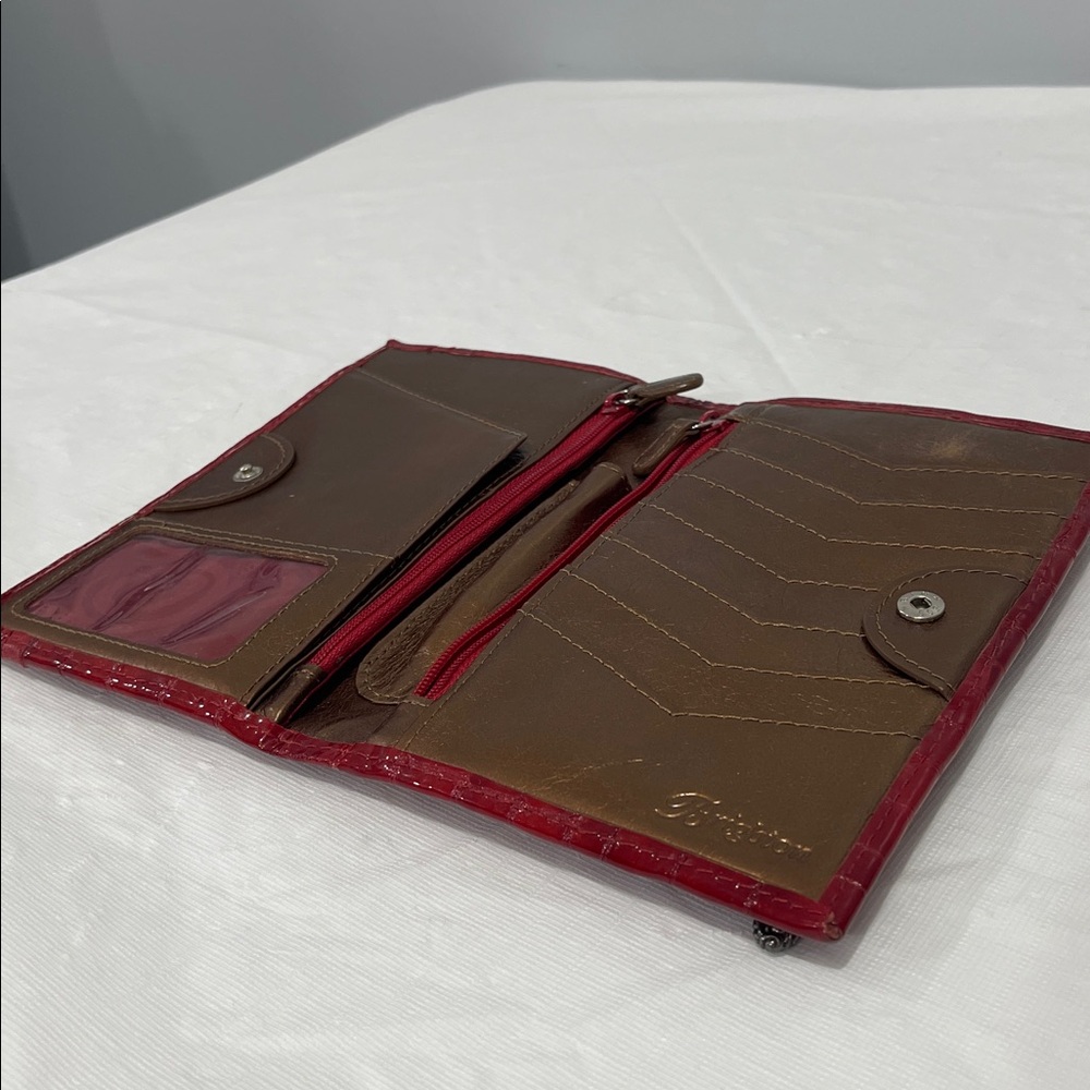 Brighton Red Croc Cher Portfolio Wallet patent red leather vintage pen pocket - Picture 9 of 15